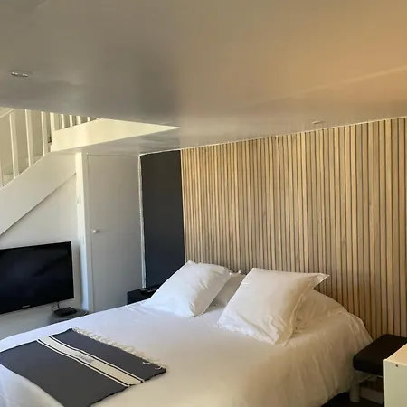 Centre Type Duplex Apartment