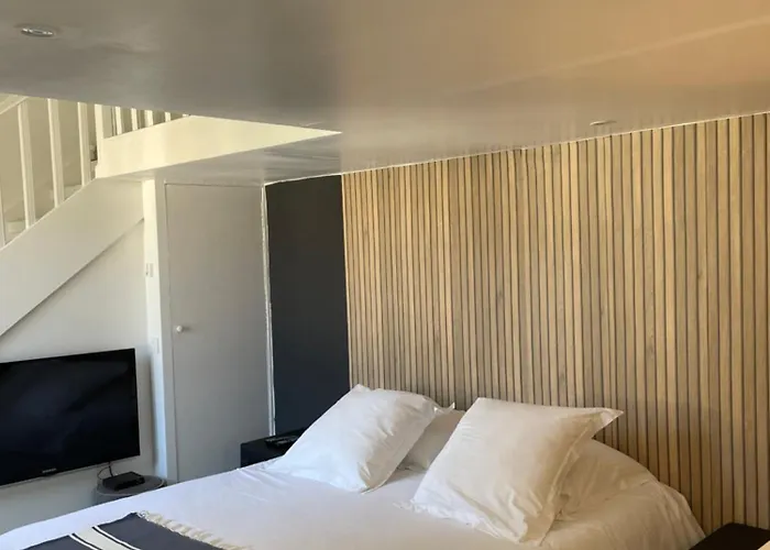 Centre Type Duplex Apartment